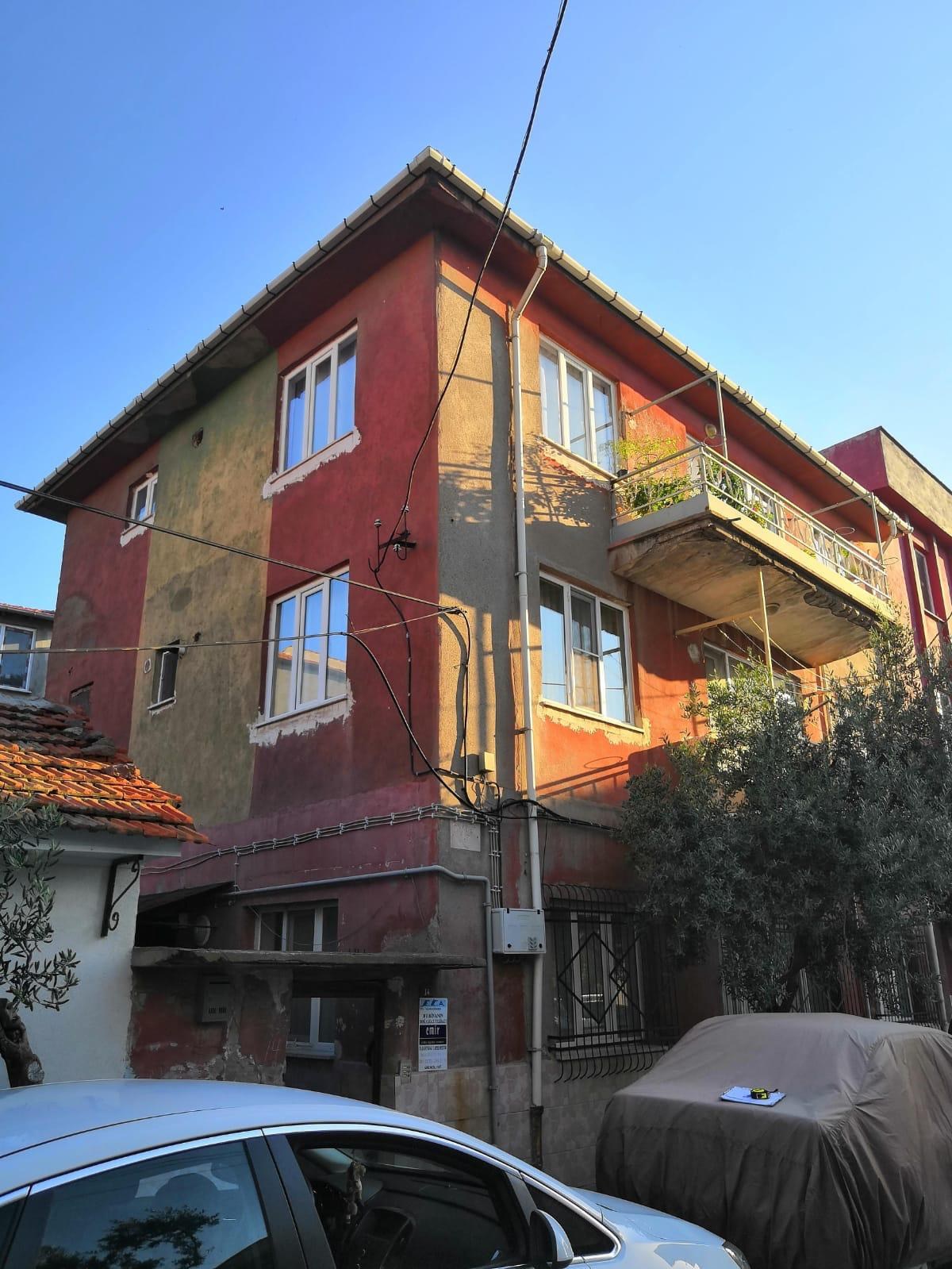 Aynı ev, yenilenen bir yüz. Uygulama öncesi.