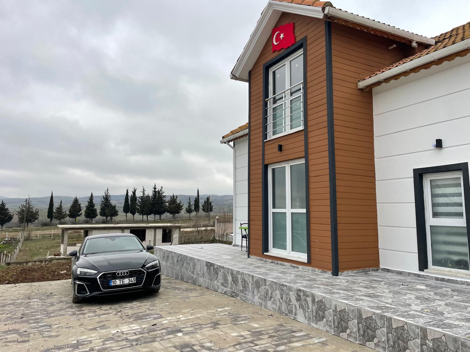 MTS Boya çalışmalarından tamamlanan örnek cephe uygulaması